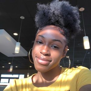 Meet your Posher, Jayla